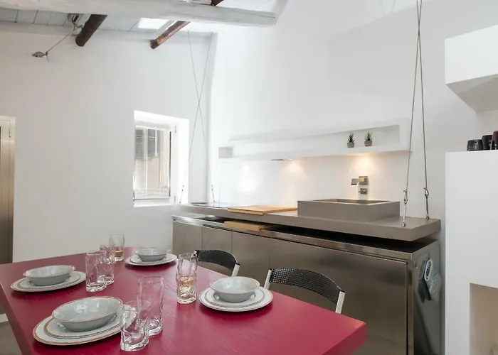 Two Bedrooms With Solarium With View On San Peter Church And Sant'angelo Castle * Рим