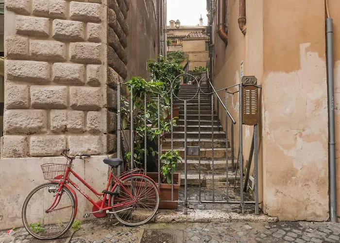 Апартаменты Two Bedrooms With Solarium With View On San Peter Church And Sant'angelo Castle Рим