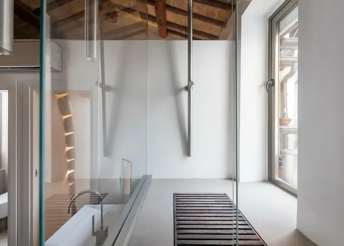 Two Bedrooms With Solarium With View On San Peter Church And Sant'angelo Castle Апартаменты Рим